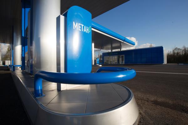 Шесть пунктов заправки автомобилей газом откроют на Ставрополье